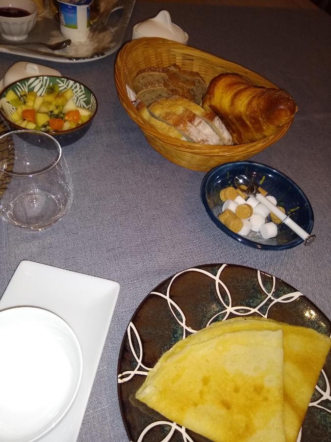 Camphin-en-PeveleLes Agapanthes住宿加早餐旅馆 外观 照片