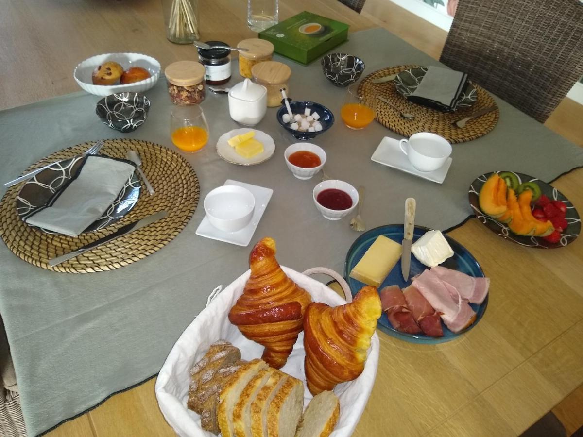 Camphin-en-PeveleLes Agapanthes住宿加早餐旅馆 外观 照片